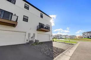 10244 Birchwood Cir, Victoria, MN 55318 - Photo 50