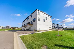 10244 Birchwood Cir, Victoria, MN 55318 - Photo 52