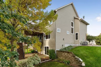 8069 Enclave Bay, Woodbury, MN 55125 - Photo 48