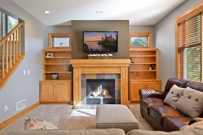 8069 Enclave Bay, Woodbury, MN 55125 - Photo 16