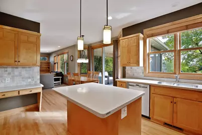 8069 Enclave Bay, Woodbury, MN 55125 - Photo 4