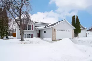 4836 9th Ave S, Fargo,  58103 - Photo 2