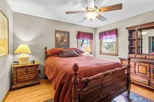 2869 Victoria St N, Roseville, MN 55113 - Photo 14