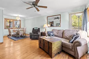 2869 Victoria St N, Roseville, MN 55113 - Photo 4