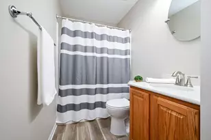 15212 Florist Cir, Apple Valley, MN 55124 - Photo 24