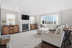 1535 Hemlock Way, Chanhassen, MN 55317 - Photo 6