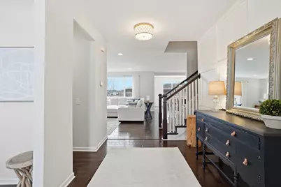 1535 Hemlock Way, Chanhassen, MN 55317 - Photo 4