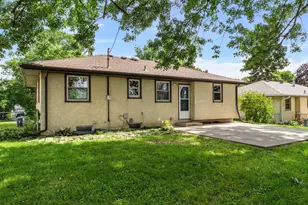 4324 Royce St NE, Columbia Heights, MN 55421 - Photo 32