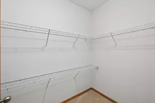 1099 Barclay St, Saint Paul, MN 55106 - Photo 14