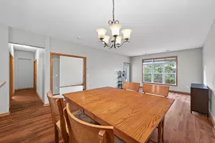 1099 Barclay St, Saint Paul, MN 55106 - Photo 6