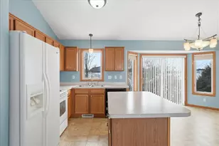 821 River Terrace, Prescott, WI 54021 - Photo 10