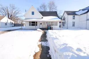 220 1st St NE, Wadena, MN 56482 - Photo 2