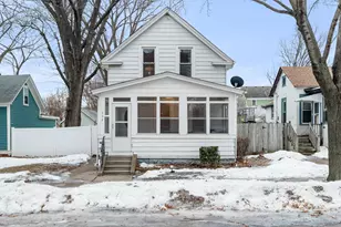 534 Thomas Ave, Saint Paul, MN 55103 - Photo 1