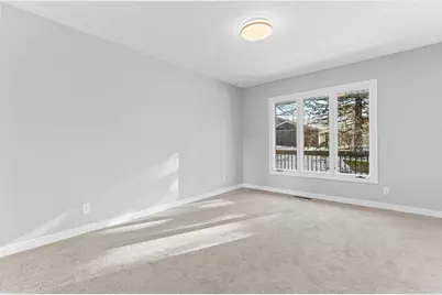 570 Woodhill Drive #60, Roseville, MN 55113 - Photo 18