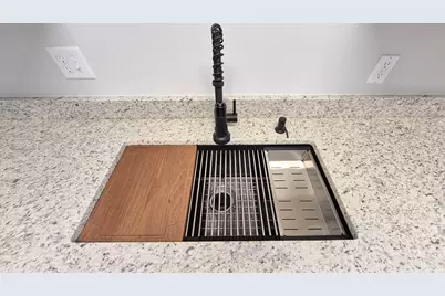 570 Woodhill Drive #60, Roseville, MN 55113 - Photo 10