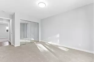 570 Woodhill Dr, Roseville, MN 55113 - Photo 16