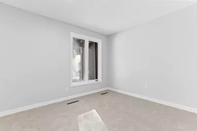 570 Woodhill Drive #60, Roseville, MN 55113 - Photo 38