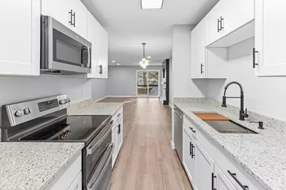 570 Woodhill Drive #60, Roseville, MN 55113 - Photo 2