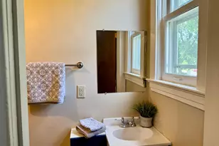 371 Sherburne Ave, Saint Paul, MN 55103 - Photo 8