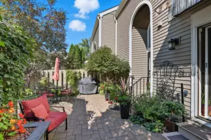 1115 Edgcumbe Rd, Saint Paul, MN 55105 - Photo 32