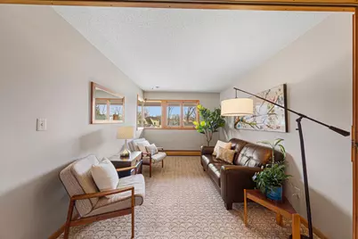 330 5th Avenue SW, Faribault, MN 55021 - Photo 6