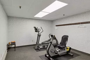 4360 Brookside Ct, Edina, MN 55436 - Photo 22