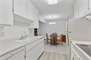 4360 Brookside Ct, Edina, MN 55436 - Photo 12