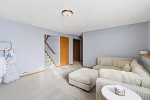 2517 Crestmount Ln, Burnsville, MN 55306 - Photo 22