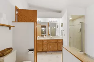 2517 Crestmount Ln, Burnsville, MN 55306 - Photo 20