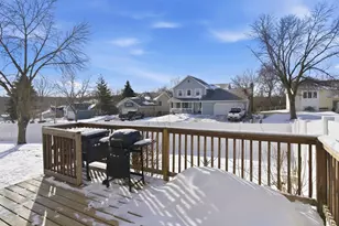 2517 Crestmount Ln, Burnsville, MN 55306 - Photo 12