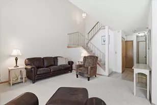 1676 Rose Hill Cir, Saint Paul, MN 55108 - Photo 6