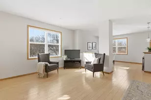 4552 Blaylock Way, Inver Grove Heights, MN 55076 - Photo 4