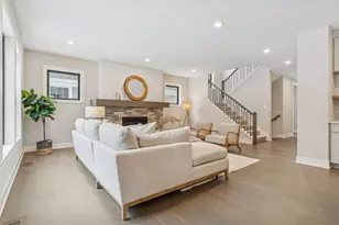 5821 Ashcroft Ave, Edina, MN 55424 - Photo 10