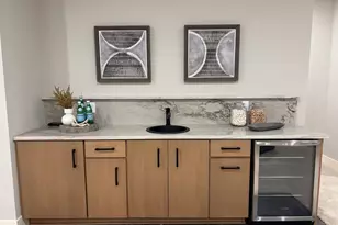 5821 Ashcroft Ave, Edina, MN 55424 - Photo 10