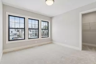 5821 Ashcroft Ave, Edina, MN 55424 - Photo 38