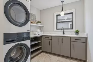 5821 Ashcroft Ave, Edina, MN 55424 - Photo 36