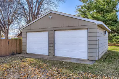 723 5th Avenue W, Shakopee, MN 55379 - Photo 28