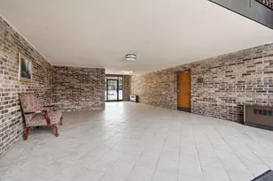 2200 Midland Grove Rd, Roseville, MN 55113 - Photo 28