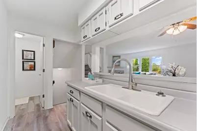 334 Lakeview Avenue, Long Lake, MN 55356 - Photo 8