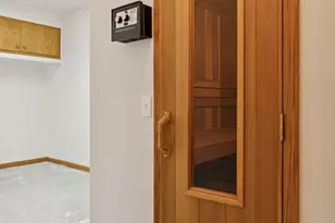 8592 Franlo Rd, Eden Prairie, MN 55344 - Photo 48