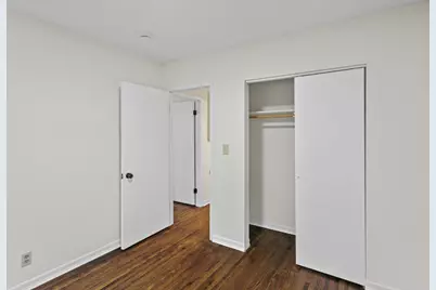 4933 Fremont Avenue N, Minneapolis, MN 55430 - Photo 16