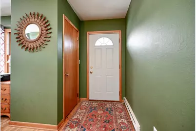 670 W Sarnia Street, Winona, MN 55987 - Photo 4