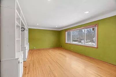 2243 Edgebrook Avenue, Saint Paul, MN 55119 - Photo 18