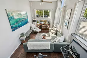 215 7th St NE, Minneapolis, MN 55413 - Photo 4