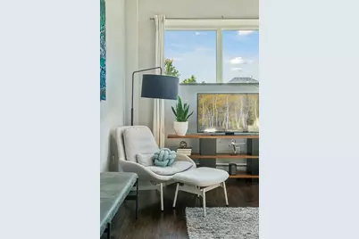 215 7th Street NE #209, Minneapolis, MN 55413 - Photo 16