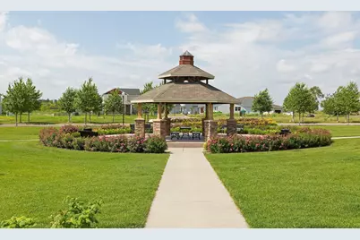 9536 Scott Circle N, Brooklyn Park, MN 55443 - Photo 40