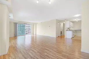 66 9th St E, Saint Paul, MN 55101 - Photo 4