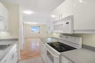 66 9th St E, Saint Paul, MN 55101 - Photo 8