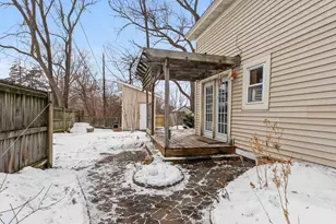 895 Clarence St, Saint Paul, MN 55106 - Photo 30