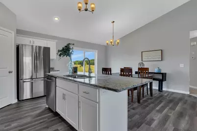 4735 5th Street NE, Saint Cloud, MN 56304 - Photo 4